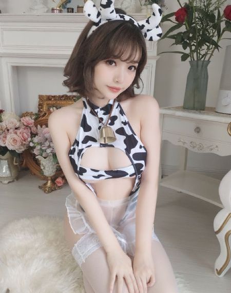 国产艳妇v∧_BD最新电影在线观看