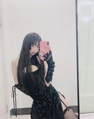 欧美人妖av女优_720高清视频播放